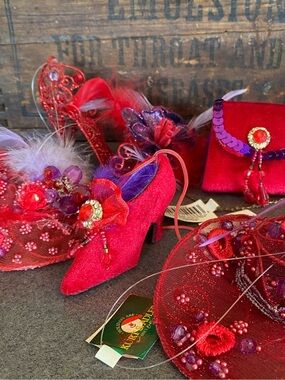 5 New Red Hat Society Ornaments Embellished Hats, Shoes & Mini Purse Sisterhood